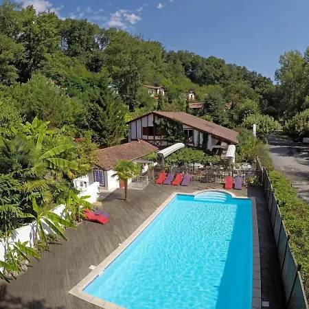 Casa vacanze Getaway With Shared Pool *