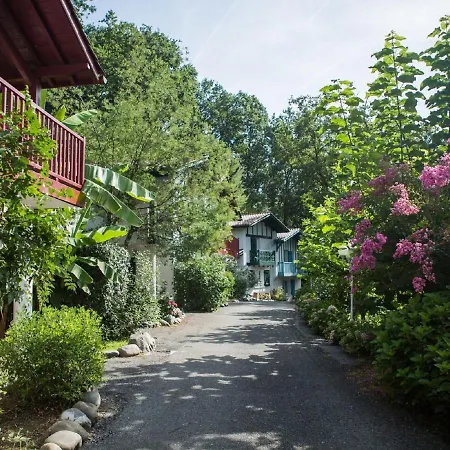 Getaway With Shared Pool * La Bastide-Clairence
